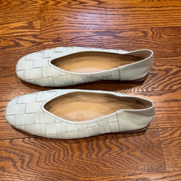 Frye Claire Woven Leather Ballet Flats Cream White Square Toe Size 10 EUC - Picture 3 of 8